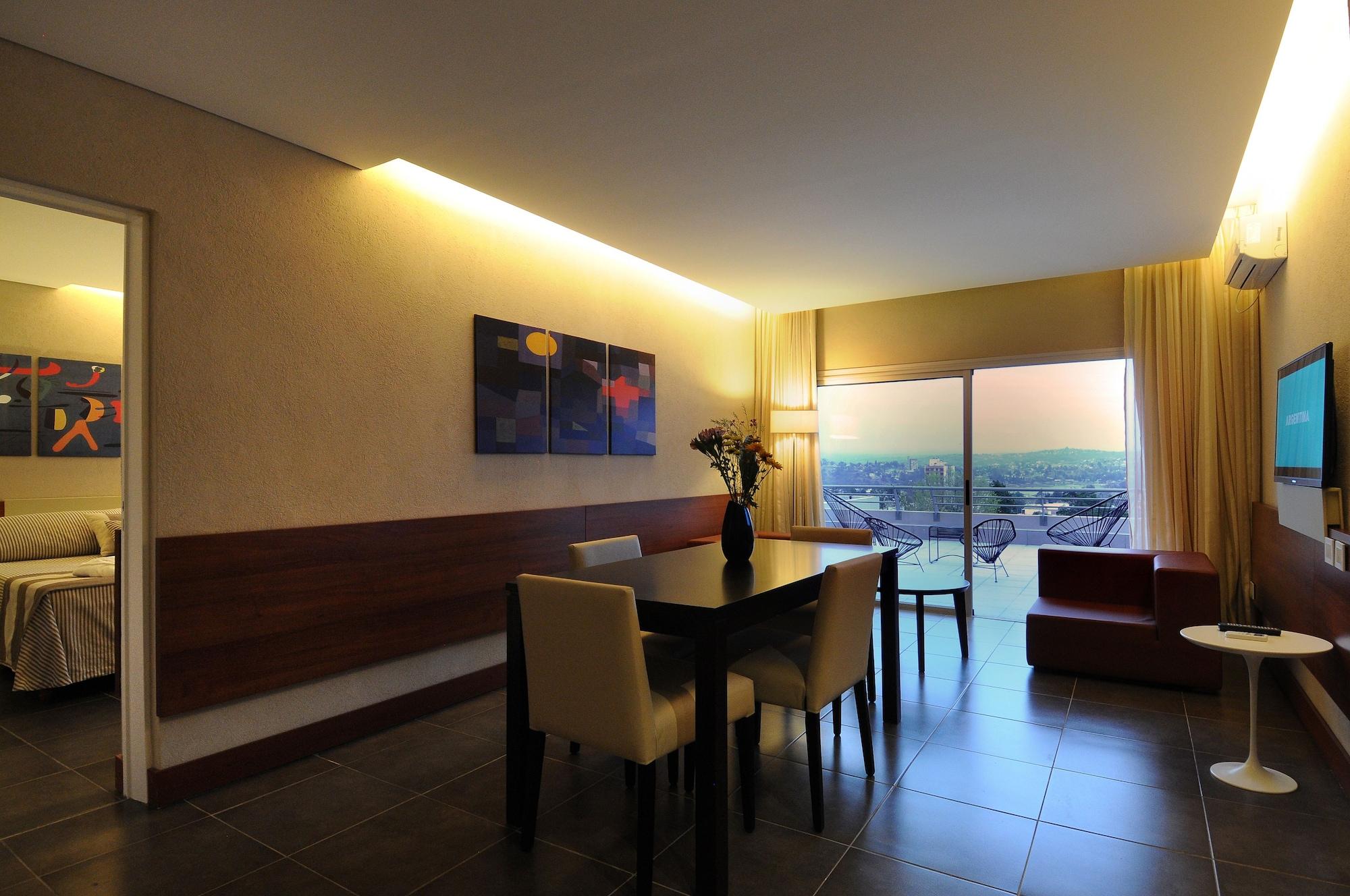 Pinares Panorama Suites, Spa & Convention Center Villa Carlos Paz Exteriér fotografie