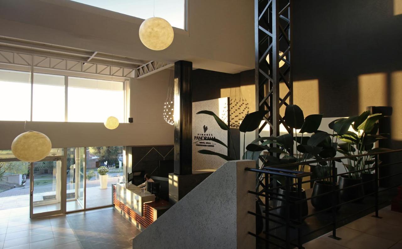 Pinares Panorama Suites, Spa & Convention Center Villa Carlos Paz Exteriér fotografie