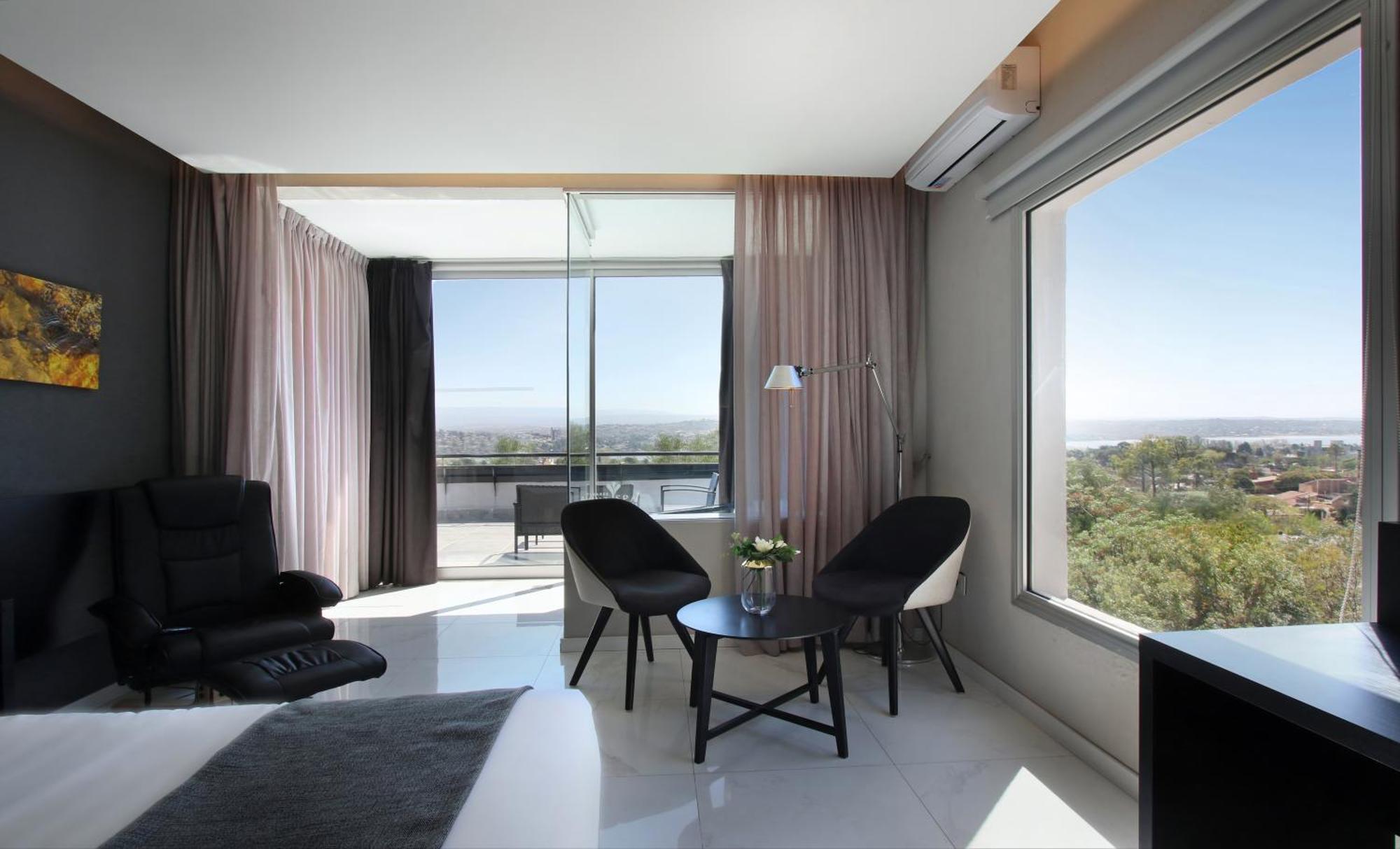 Pinares Panorama Suites, Spa & Convention Center Villa Carlos Paz Exteriér fotografie